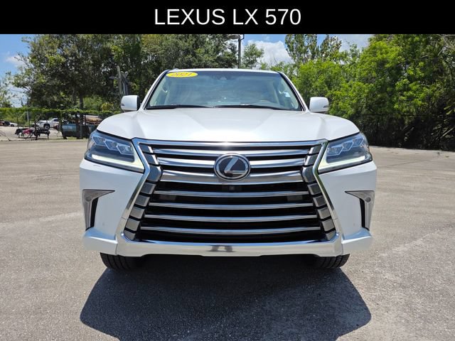 Used 2021 Lexus LX 570 4WD w/ Luxury Package image 8