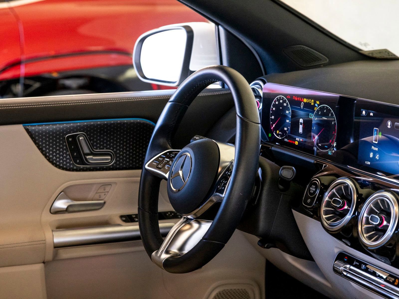 Used 2025 Mercedes-Benz GLA 250 image 20