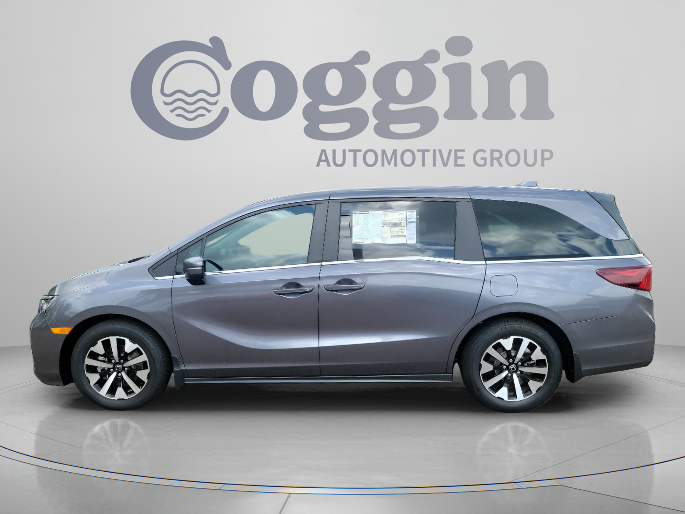 Certified 2026 Honda Odyssey EX-L image 2