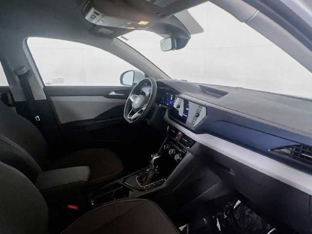 Used 2023 Volkswagen Taos SE FWD image 21