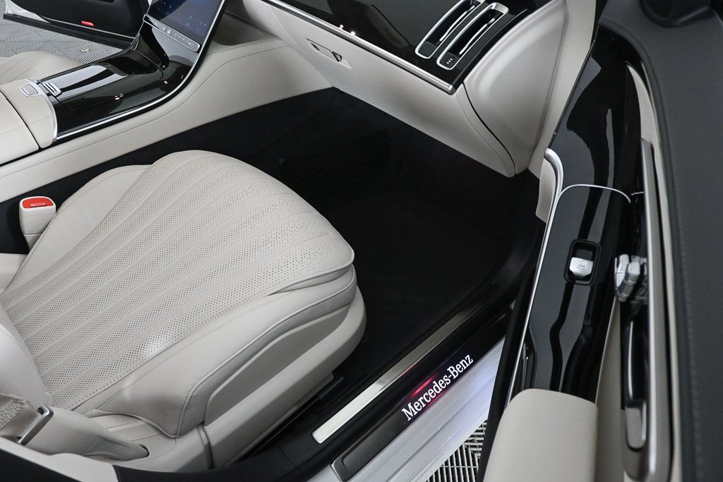 Certified 2022 Mercedes-Benz S 500 4MATIC image 22