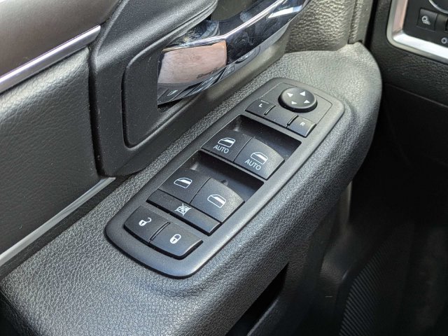Used 2024 RAM 1500 Warlock AWD/4WD image 24