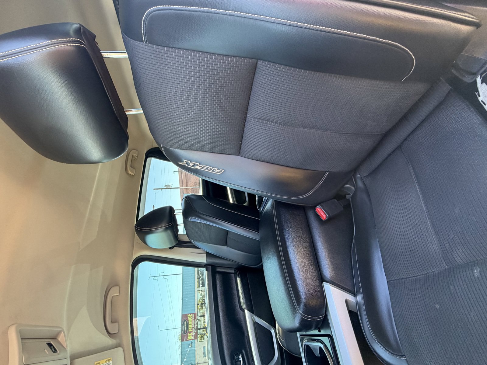 Used 2016 Nissan Titan PRO-4X AWD/4WD image 10