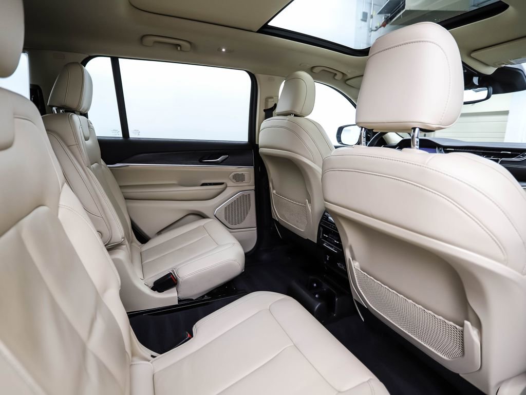 Used 2021 Jeep Grand Cherokee L Limited w/ Trailer Tow Group (B) image 27