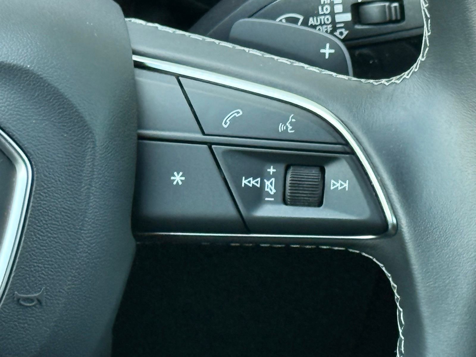 Used 2021 Audi Q8 Prestige w/ Prestige Package AWD/4WD image 36