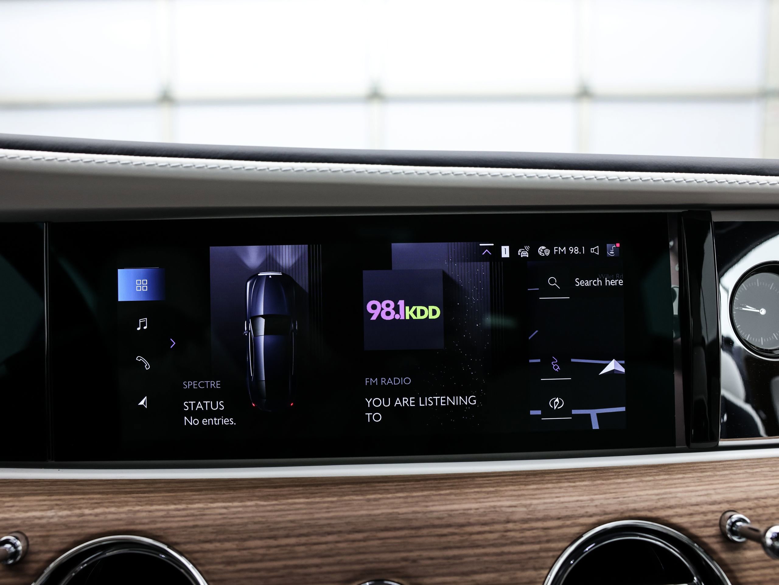 New 2026 Rolls-Royce Spectre Base image 9