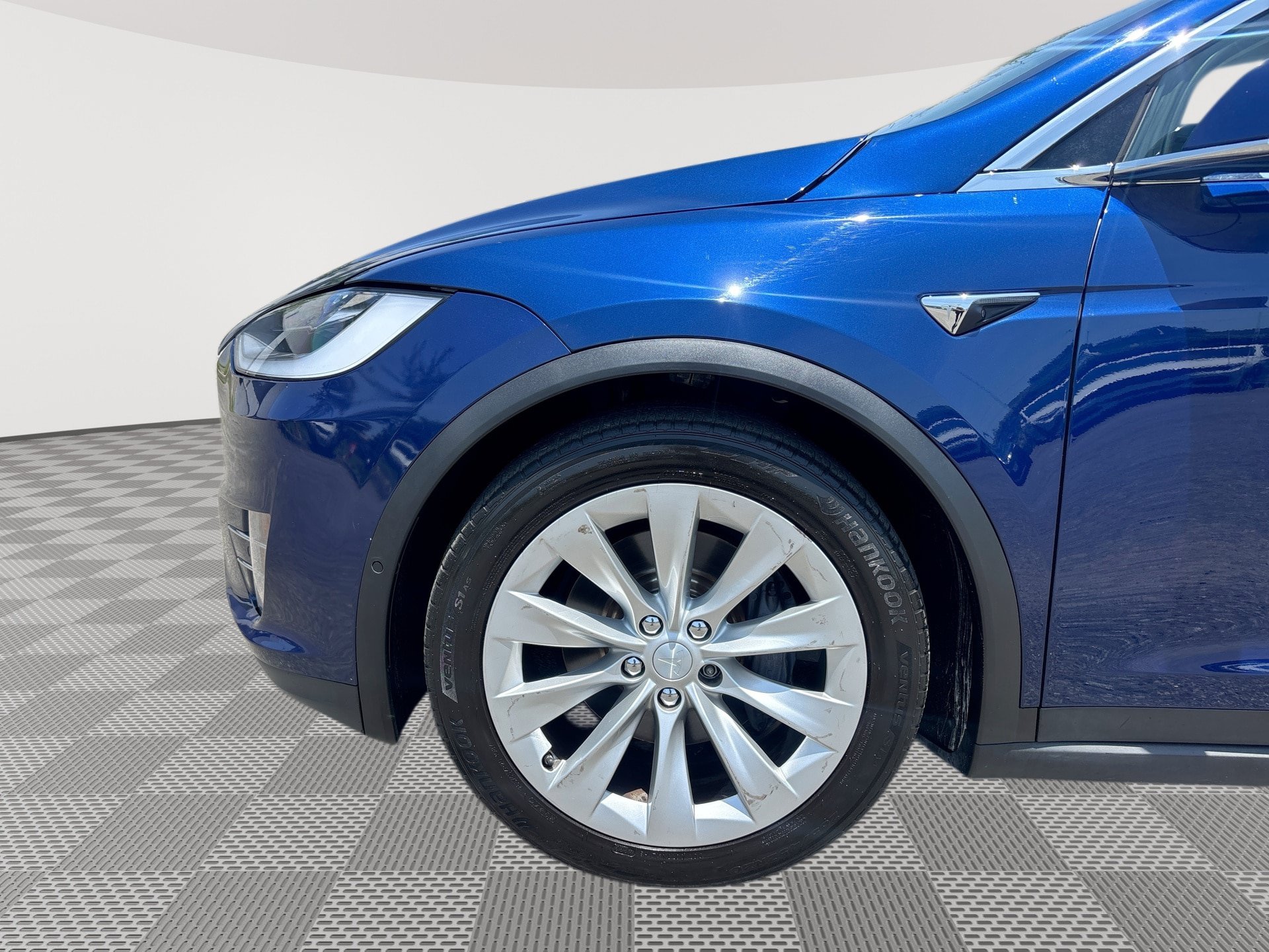Used 2018 Tesla Model X 75D AWD/4WD image 19