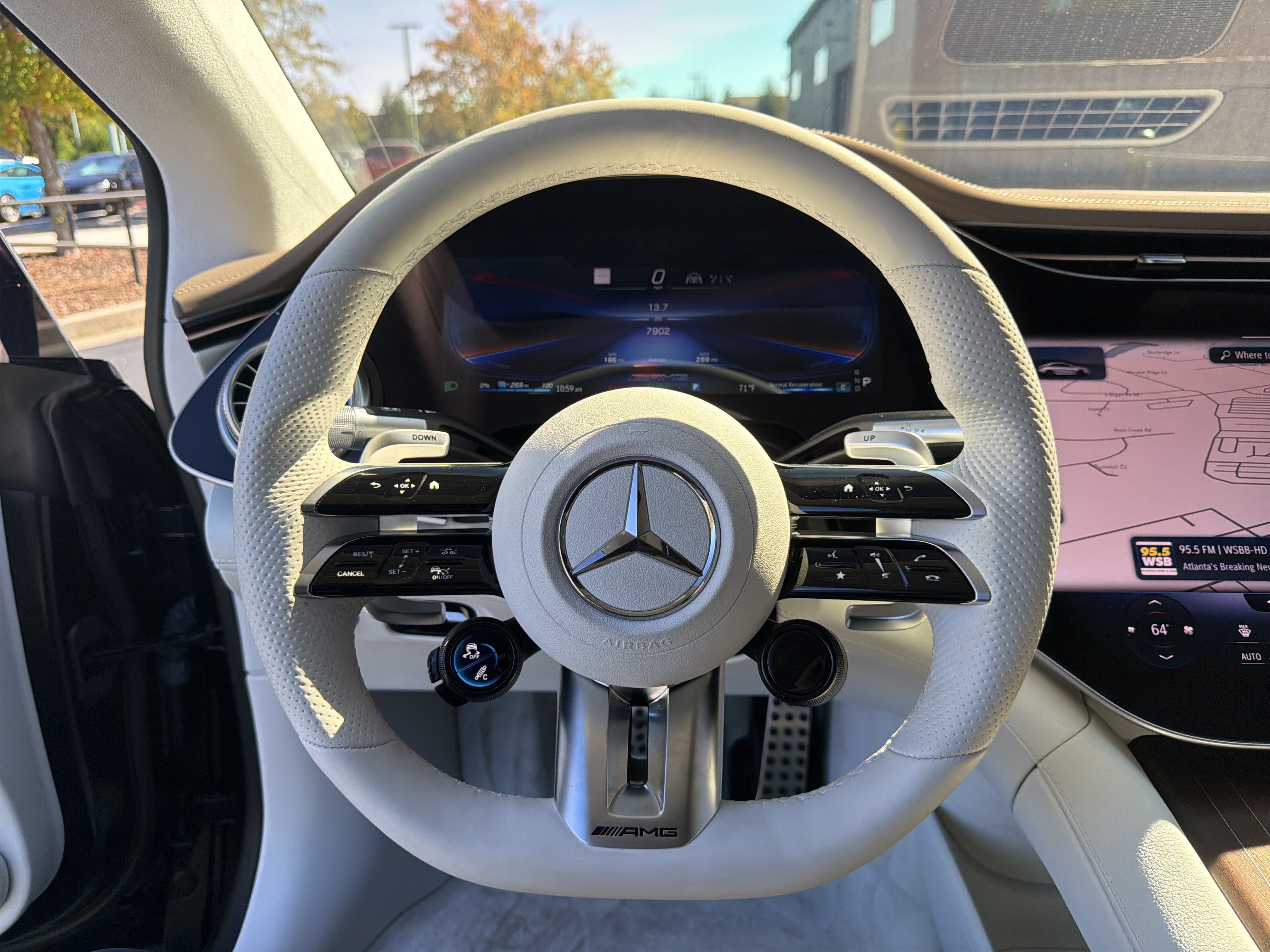 Used 2022 Mercedes-Benz EQS AMG 4MATIC w/ Exclusive Trim Package image 11