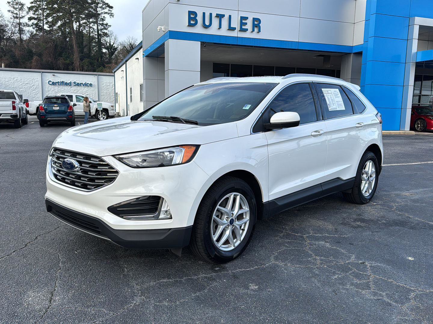 Used 2022 Ford Edge SEL w/ Convenience Package
