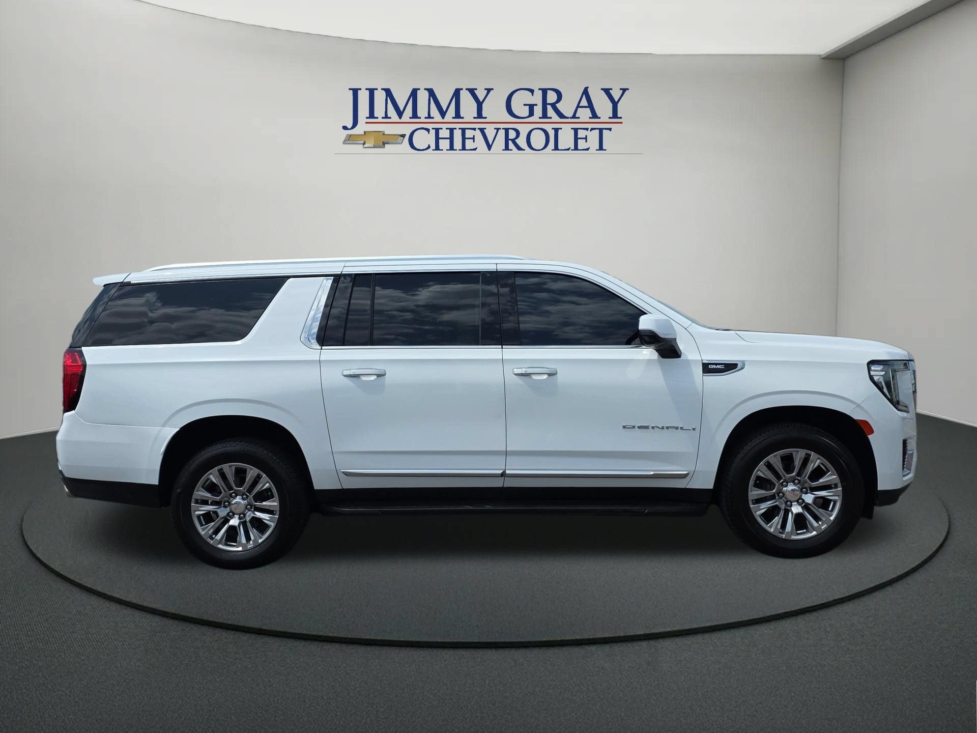 Used 2021 GMC Yukon XL Denali AWD/4WD image 6