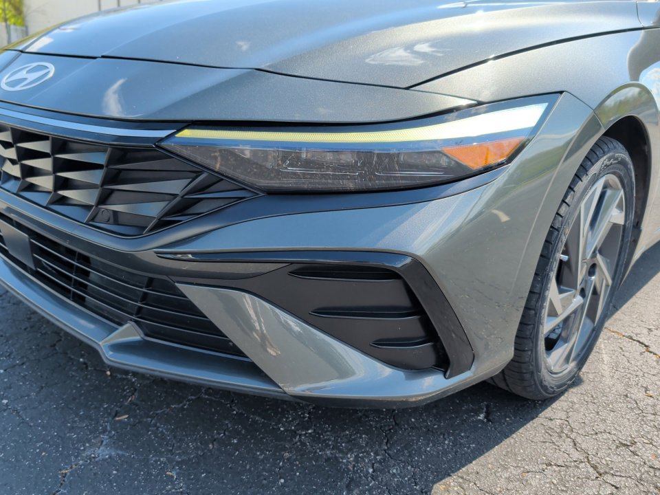 Certified 2024 Hyundai Elantra SEL w/ Convenience Package FWD image 26