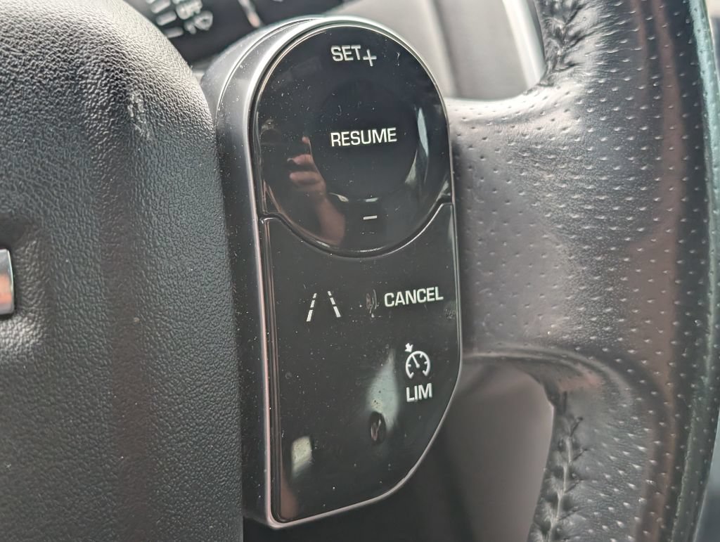 Used 2018 Land Rover Range Rover Sport HSE AWD/4WD image 15
