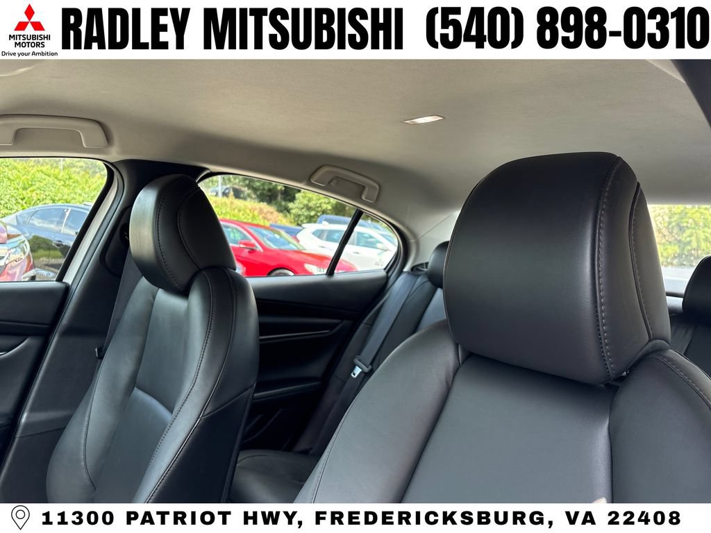 Used 2023 MAZDA MAZDA3 s FWD image 2