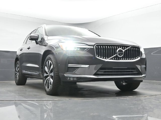 Used 2023 Volvo XC60 B5 Plus w/ Climate Package AWD/4WD image 36