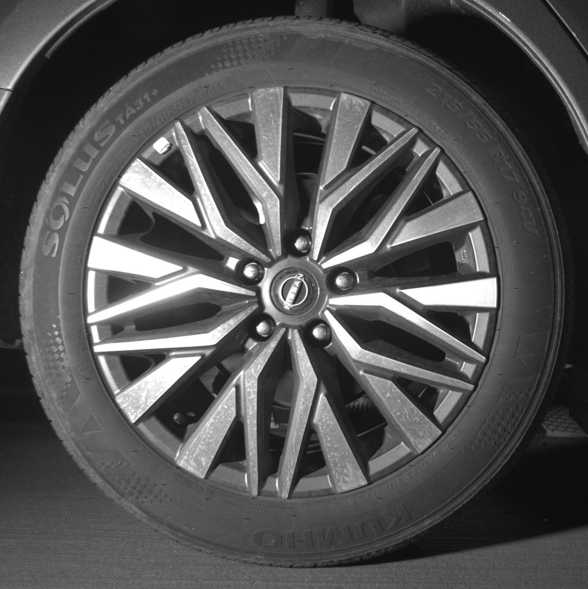 Used 2025 Nissan Altima 2.5 SV image 15