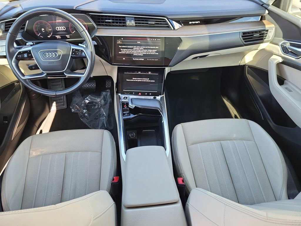 Used 2021 Audi e-tron Premium Plus w/ Premium Plus Package image 13