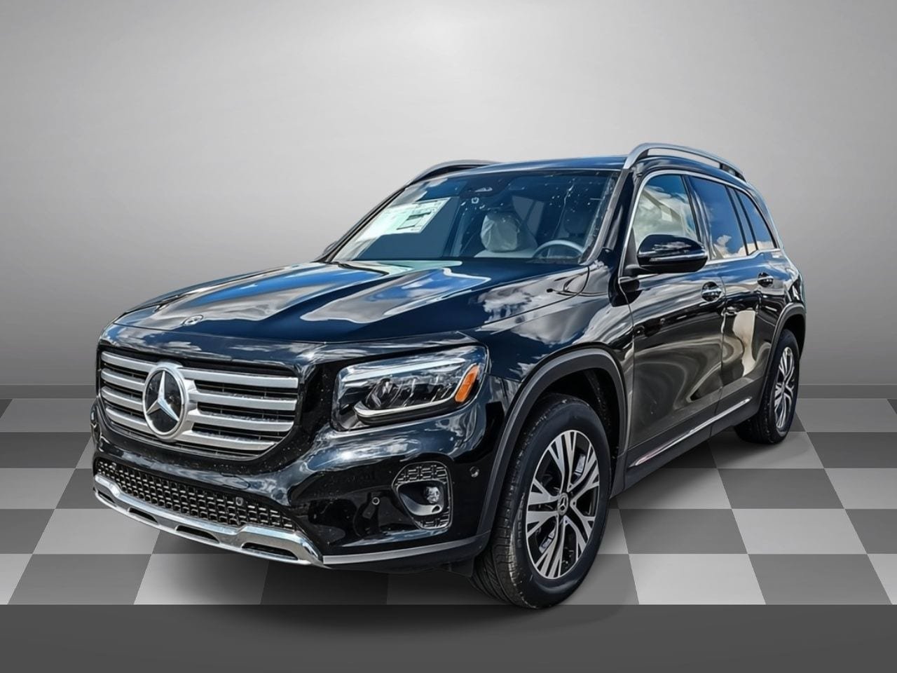 New 2026 Mercedes-Benz GLB 250 4MATIC image 3
