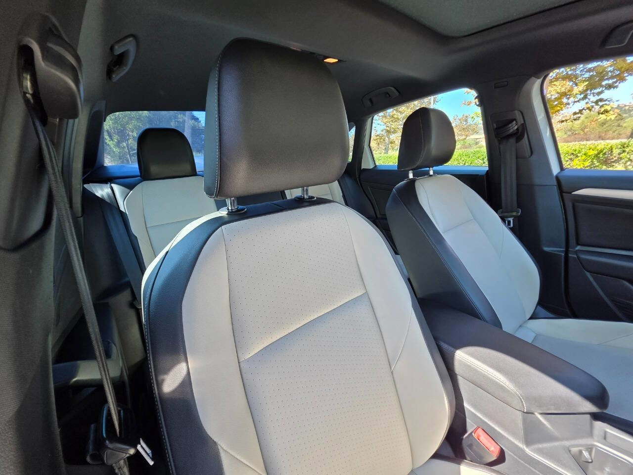 Used 2019 Volkswagen Jetta R-Line image 12