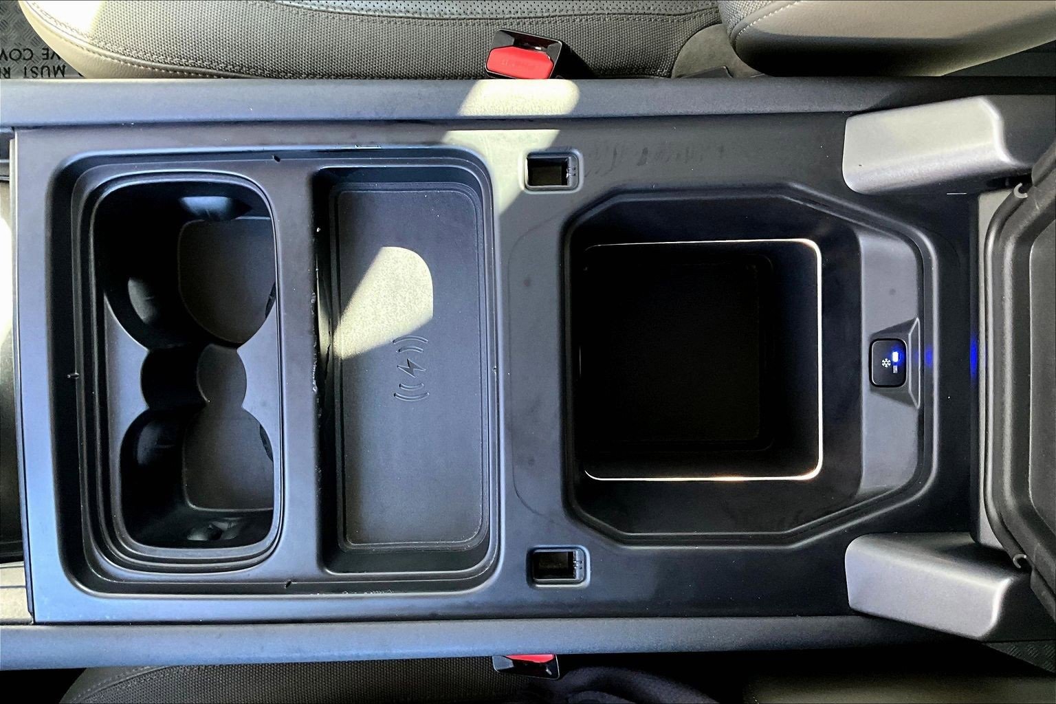 Used 2020 Land Rover Defender 110 S image 31