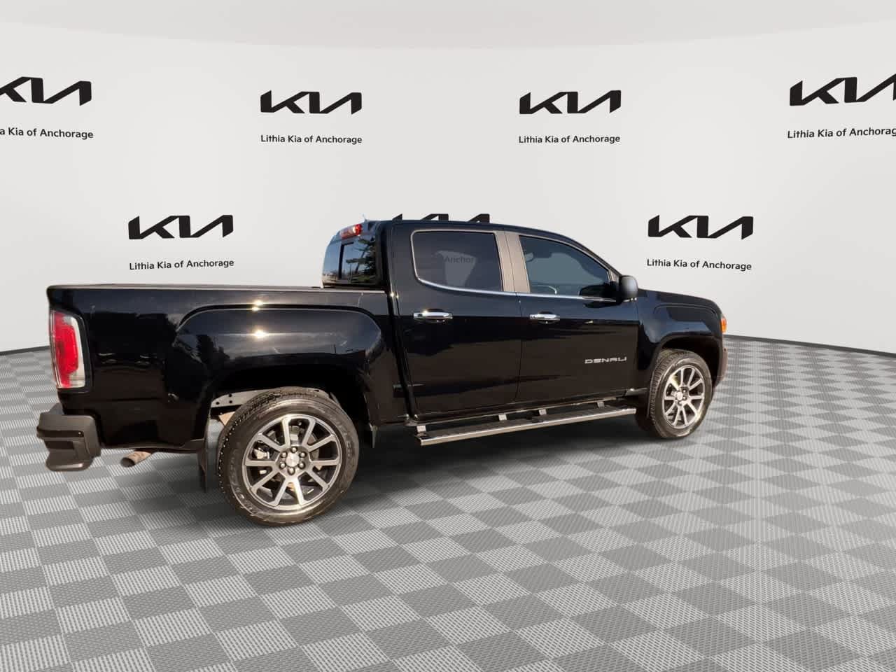 Used 2022 GMC Canyon Denali AWD/4WD image 8