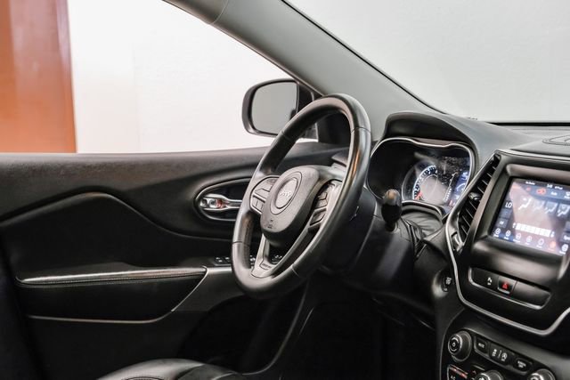 Used 2020 Jeep Cherokee Latitude Plus w/ Comfort/Convenience Group image 14