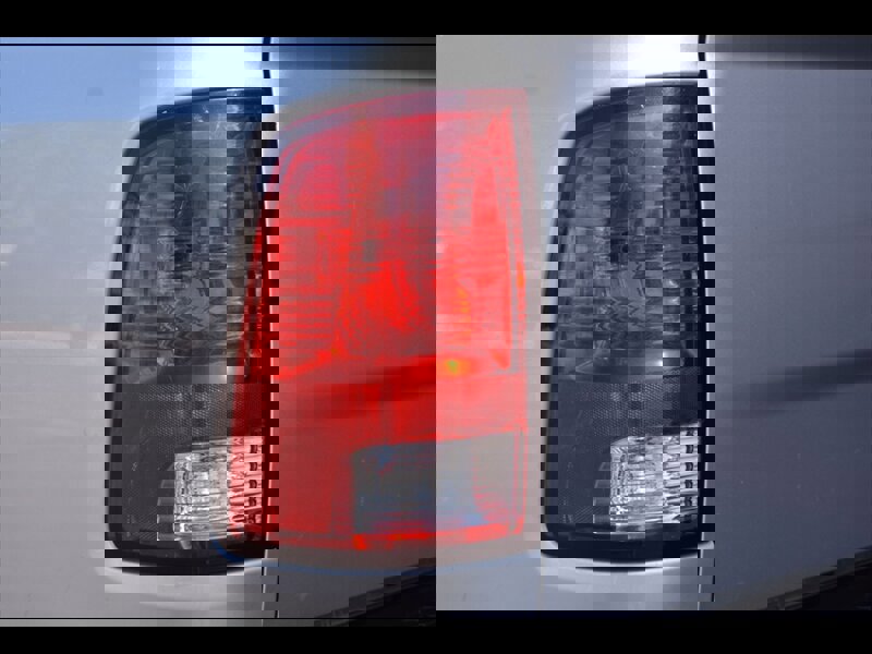 Used 2015 RAM 2500 SLT image 47