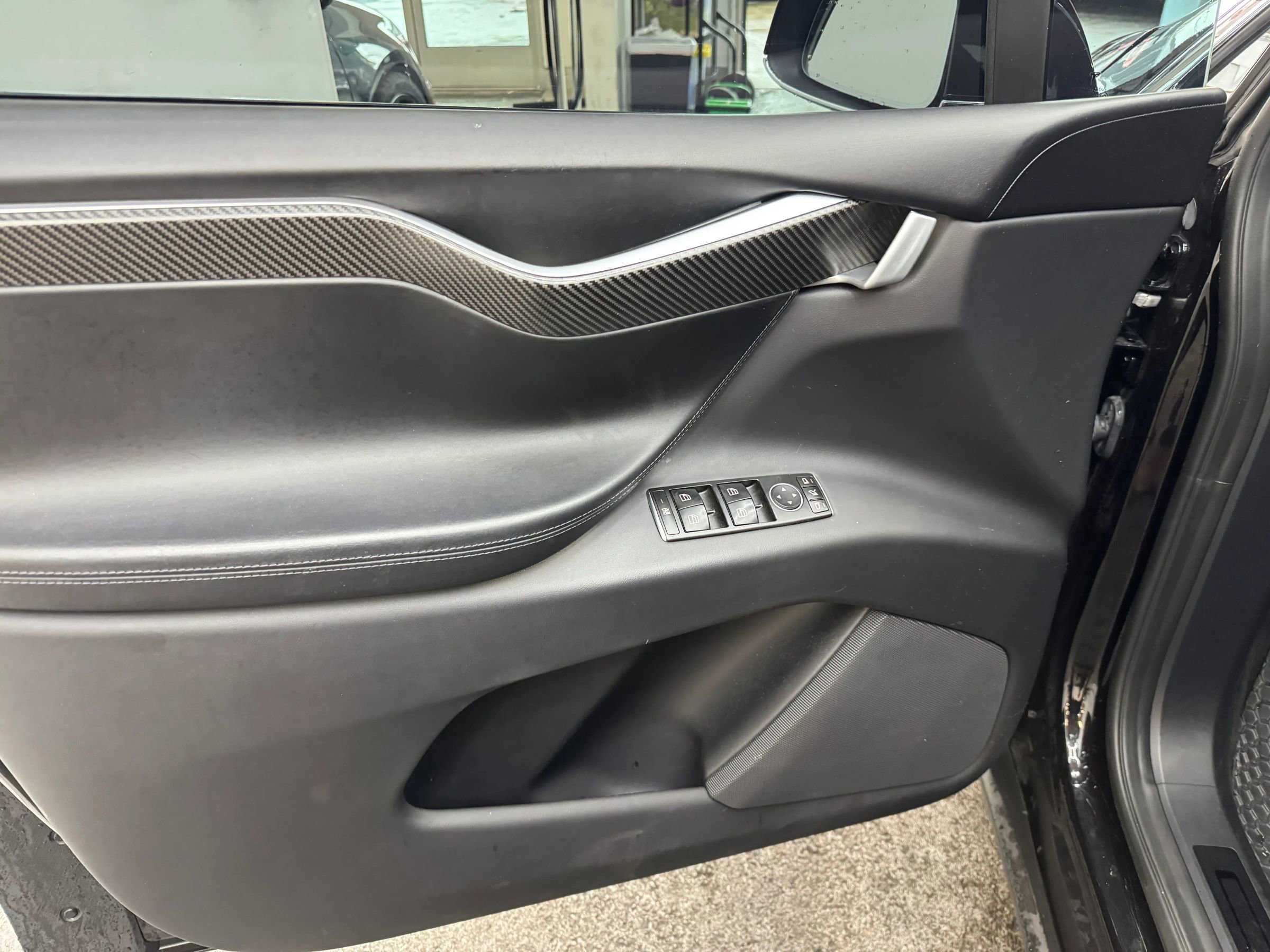 Used 2016 Tesla Model X 90D image 19