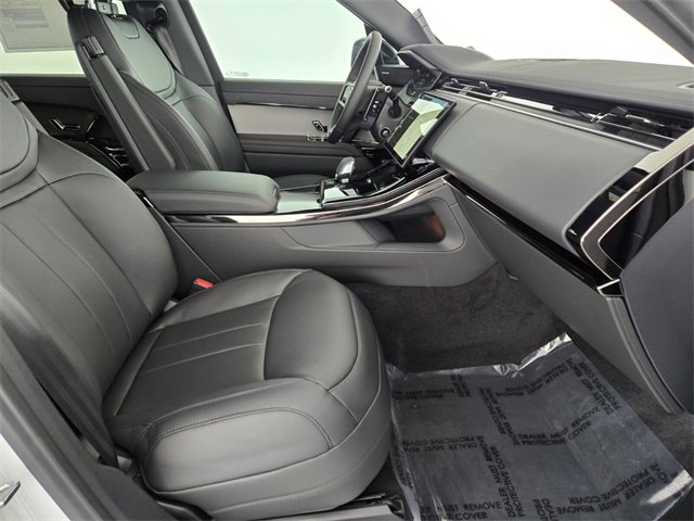New 2026 Land Rover Range Rover Sport Dynamic SE image 3