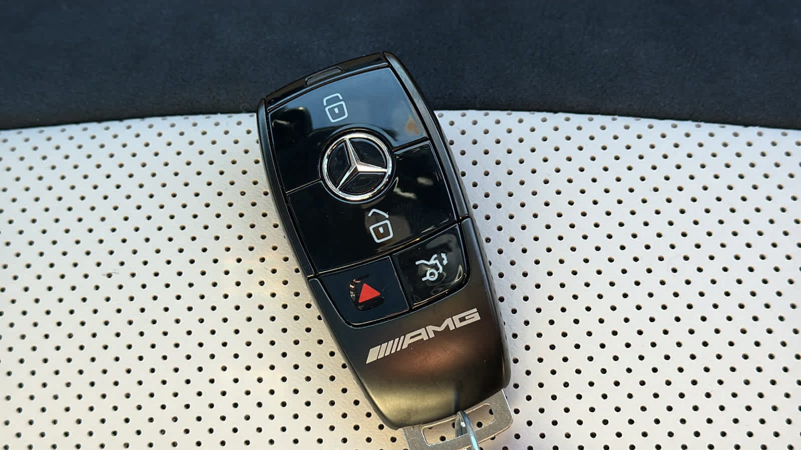 New 2026 Mercedes-Benz GLE 53 AMG 4MATIC image 37