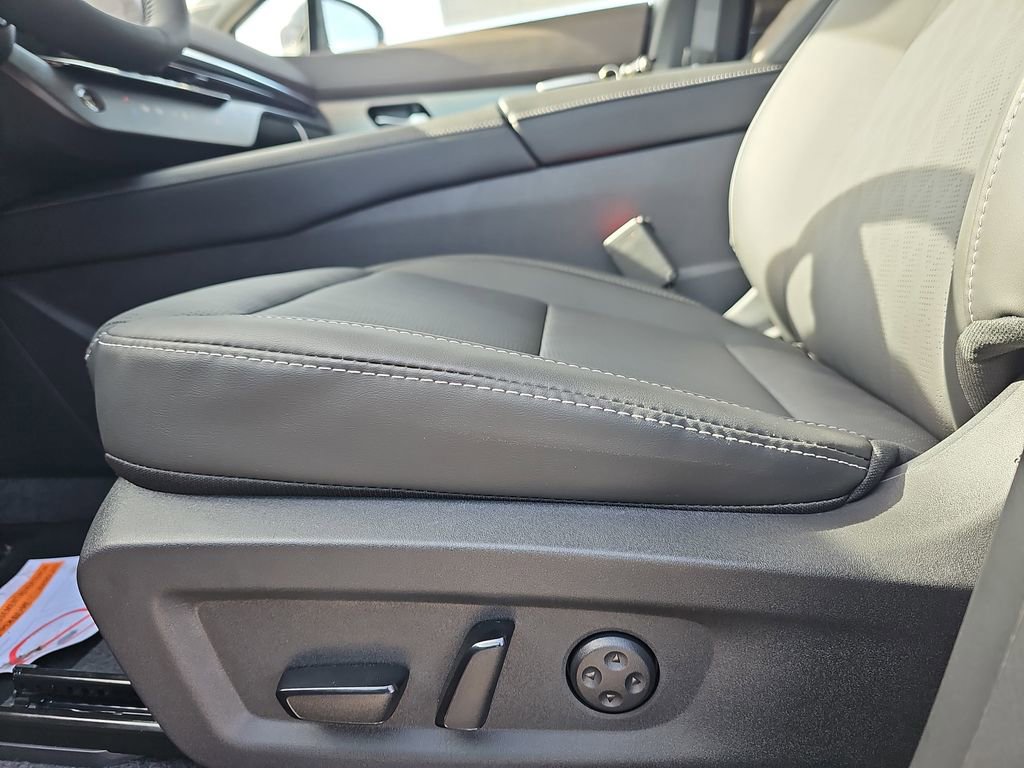 New 2026 Nissan Murano Platinum w/ Cargo Package image 32