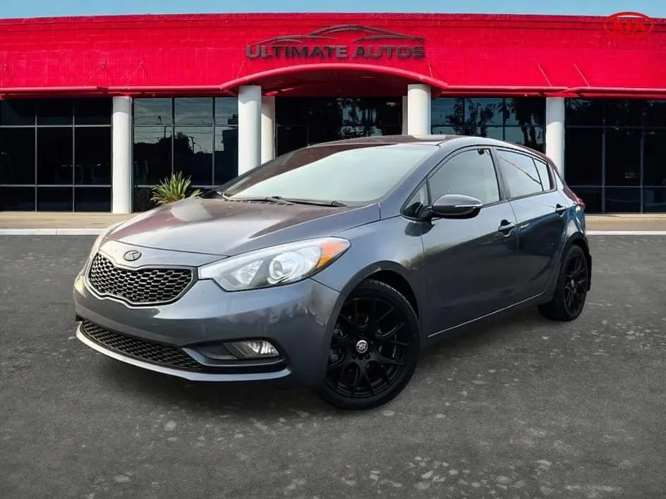 Used 2016 Kia Forte LX FWD image 2