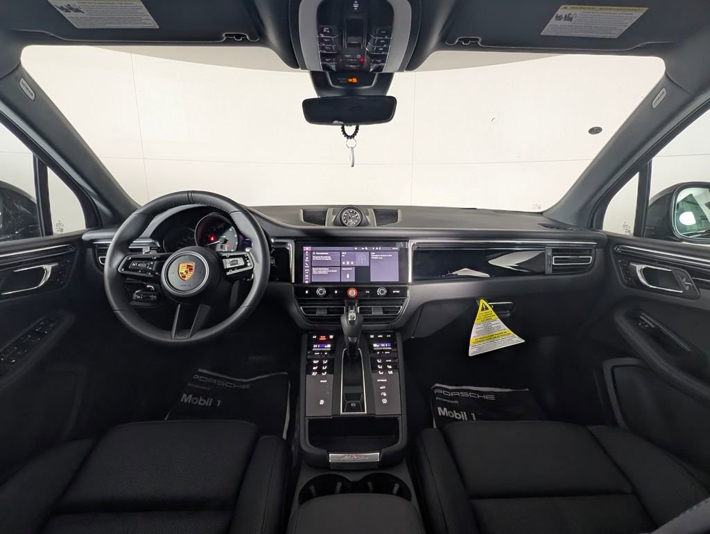 New 2026 Porsche Macan image 20