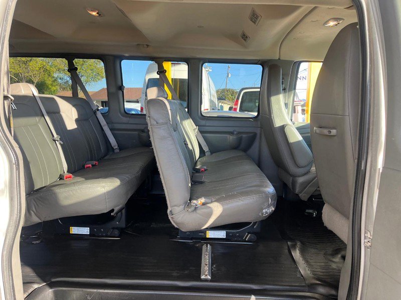 Used 2012 Chevrolet Express 3500 LS image 10