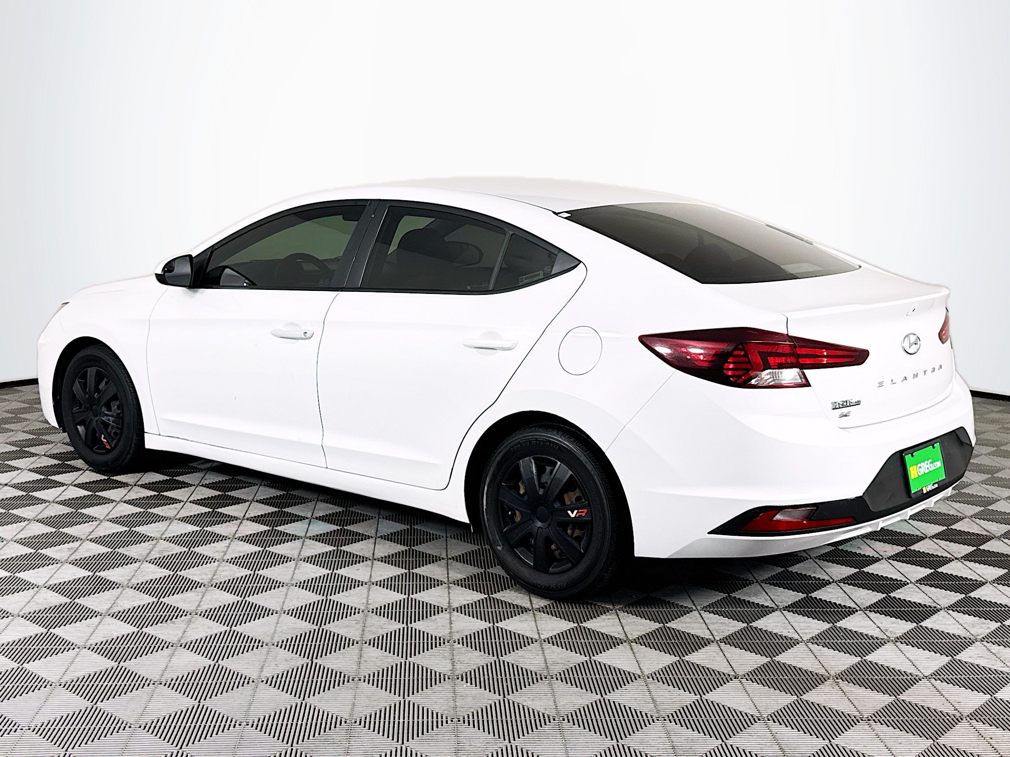 Used 2019 Hyundai Elantra SE FWD image 6