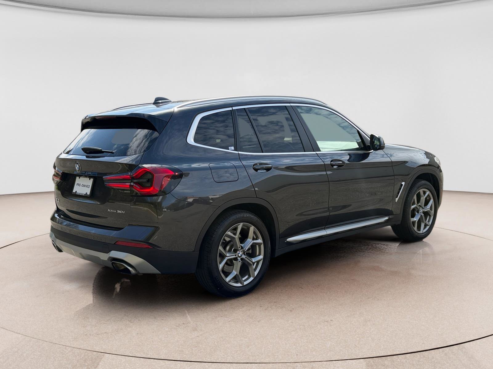 Used 2022 BMW X3 xDrive30i w/ Convenience Package image 5