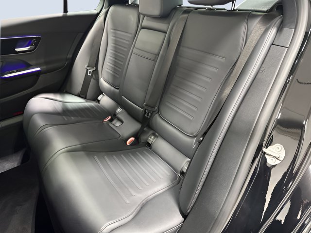 Used 2022 Mercedes-Benz C 300 4MATIC Sedan image 30