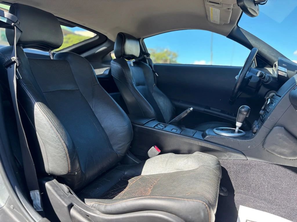 Used 2005 Nissan 350Z Touring w/ (K96) Aerodynamics Pkg image 9