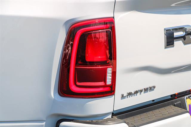 New 2025 RAM 3500 Limited image 12