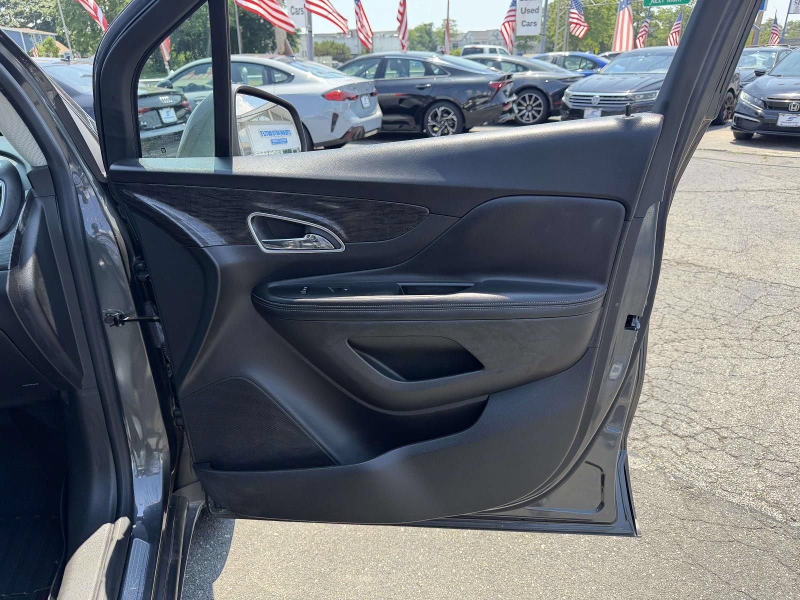 Used 2016 Buick Encore Convenience AWD/4WD image 12
