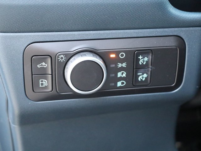 New 2026 Ford Maverick XLT w/ XLT Luxury Package FWD image 32