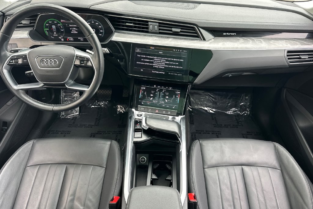 Used 2022 Audi e-tron Premium AWD/4WD image 15