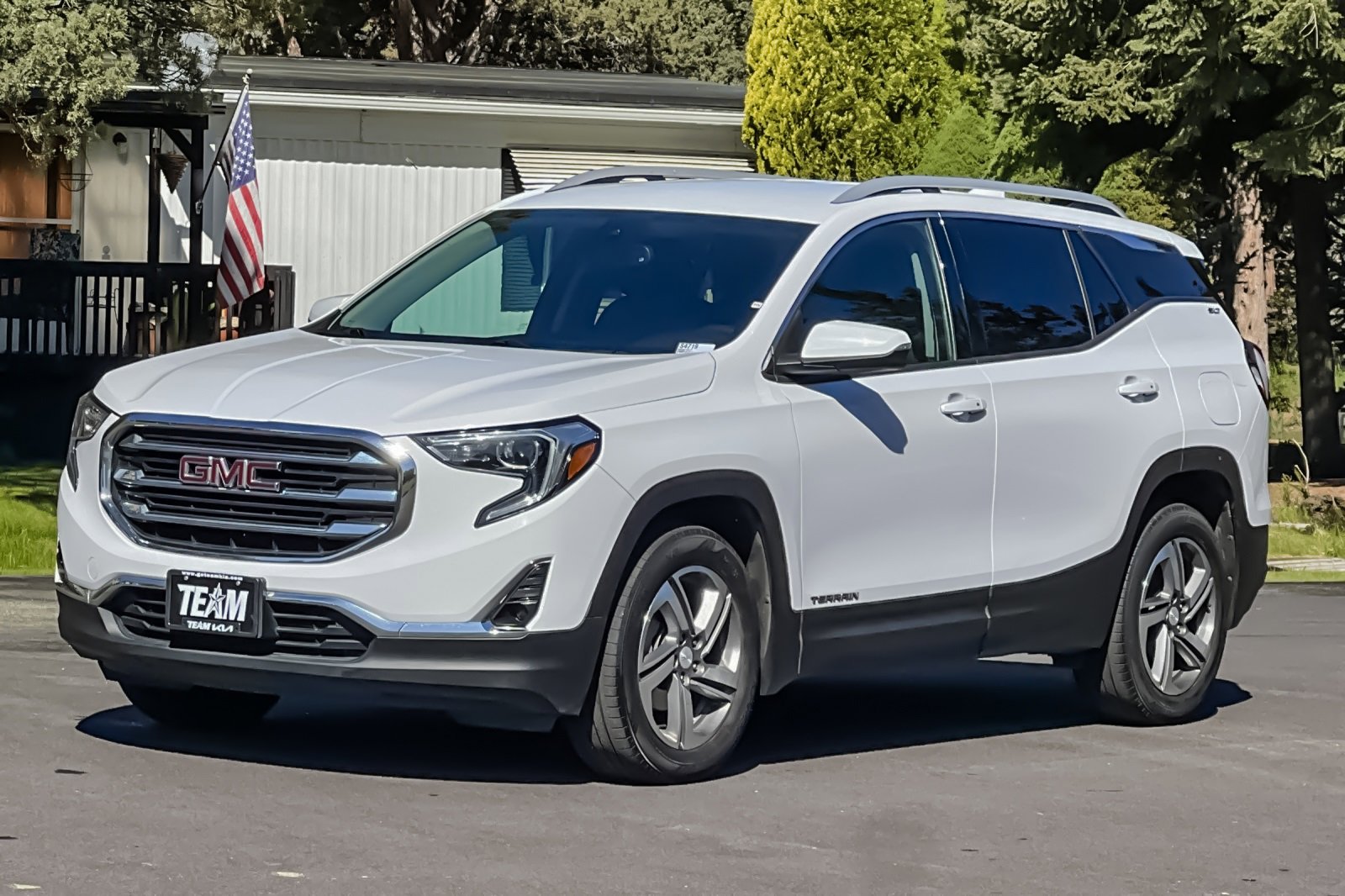 Used 2020 GMC Terrain SLT image 8