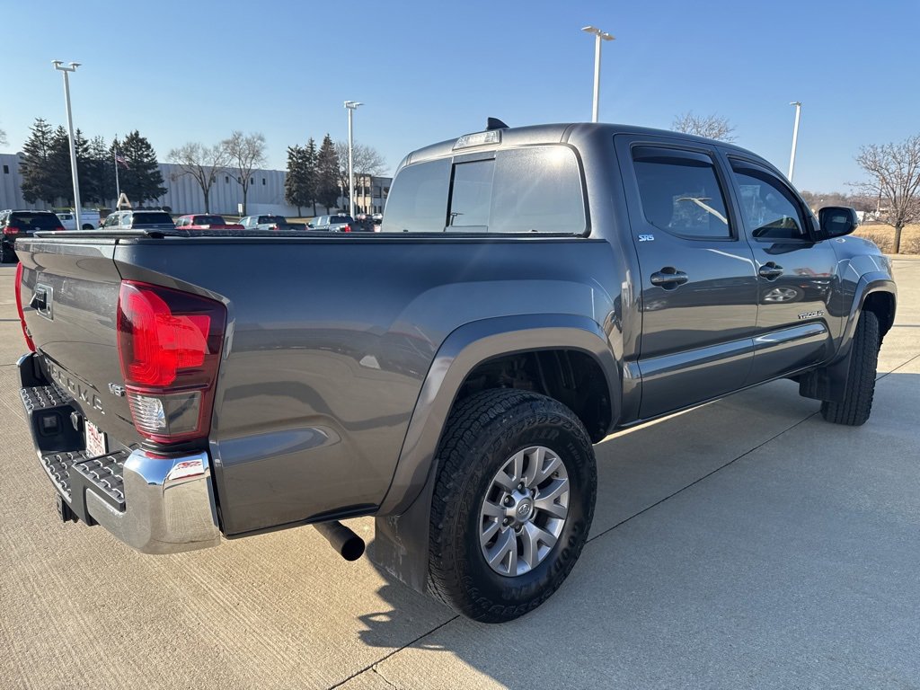 Certified 2019 Toyota Tacoma SR5 image 3