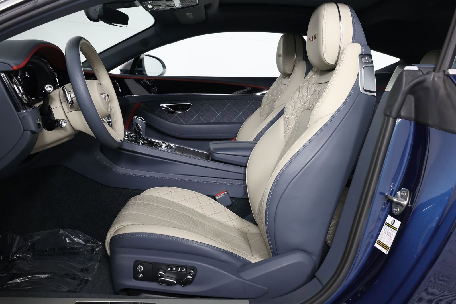 Used 2024 Bentley Continental GT Mulliner AWD/4WD image 2