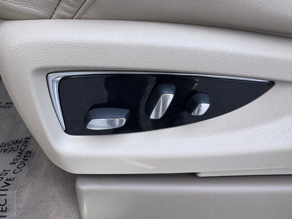 Used 2019 Cadillac Escalade Luxury image 21