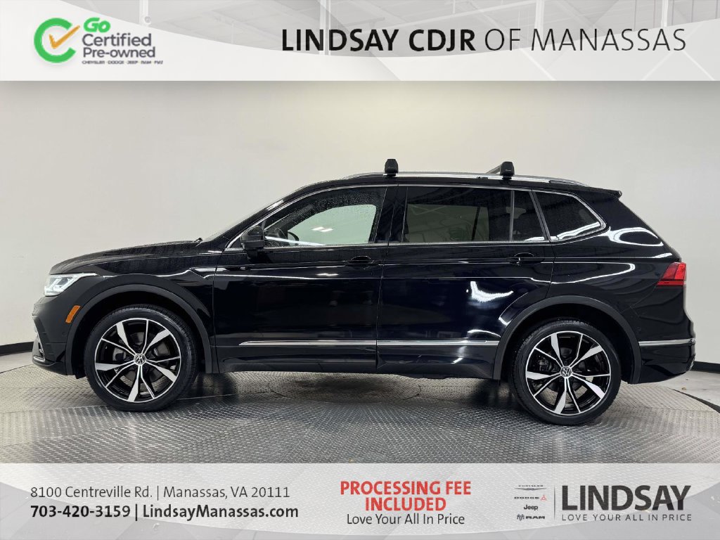 Used 2024 Volkswagen Tiguan SEL R-Line AWD/4WD image 5