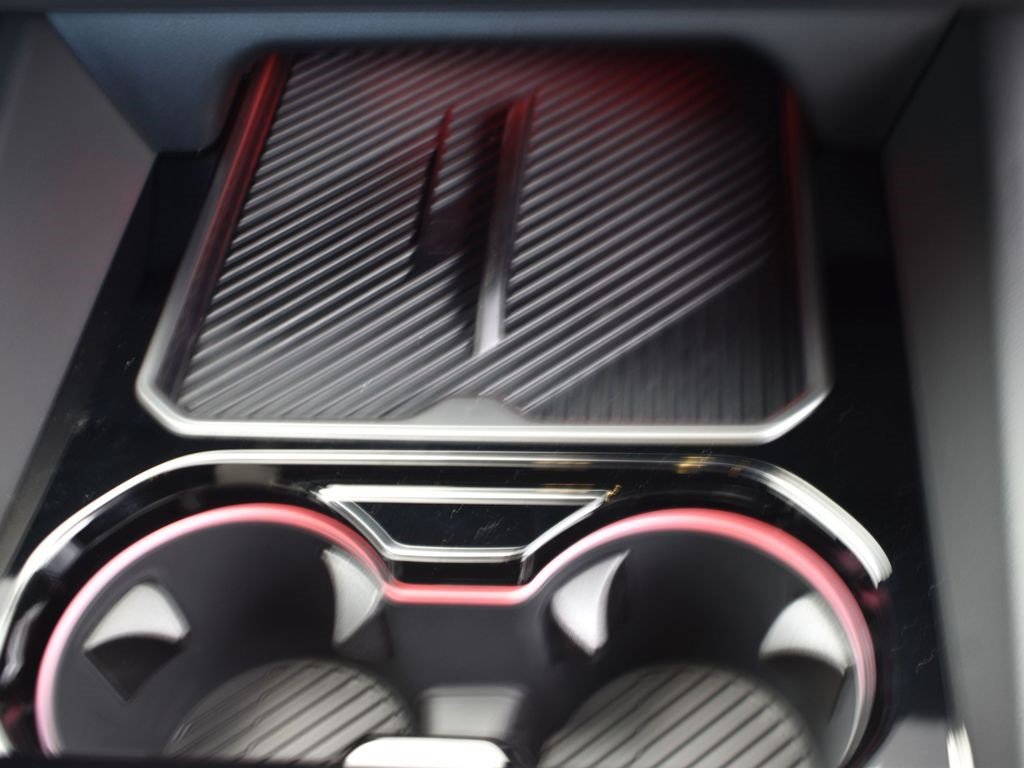 New 2026 BMW 550e xDrive w/ Executive Package image 23