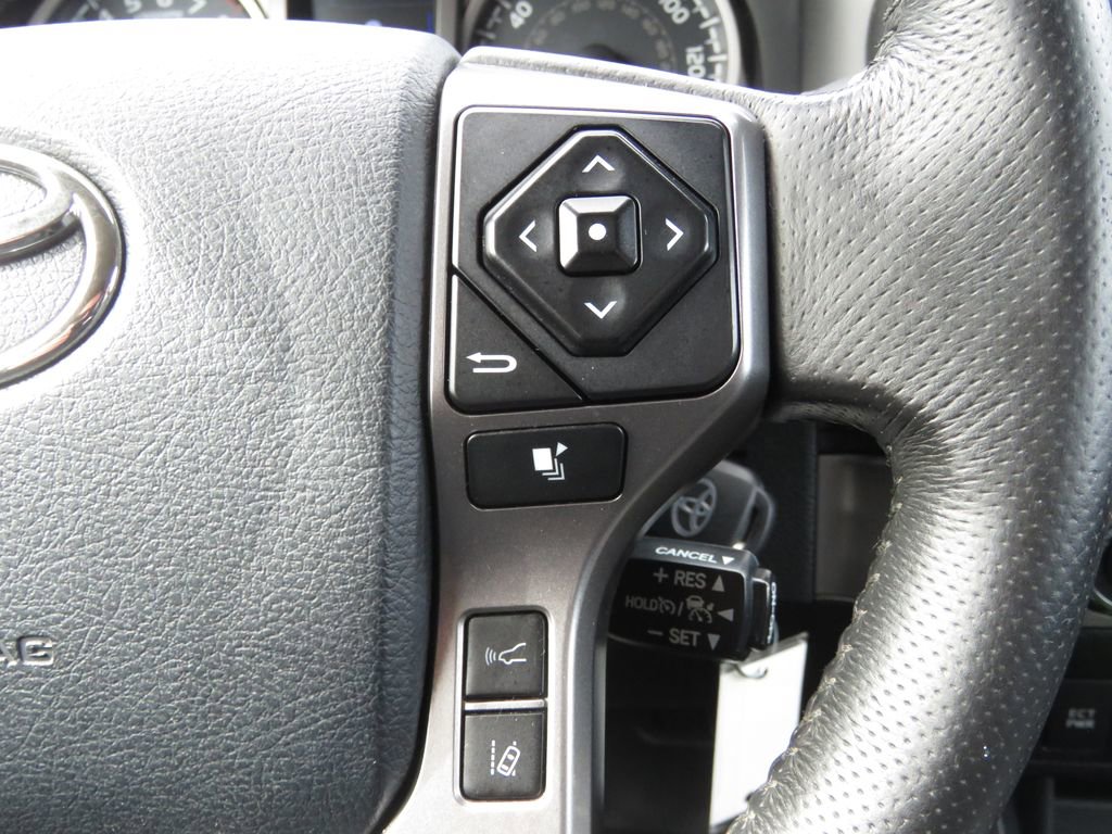 Used 2019 Toyota Tacoma SR5 AWD/4WD image 19