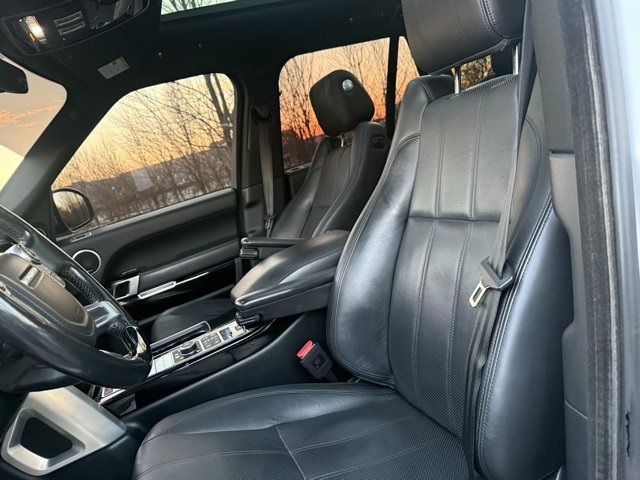 Used 2017 Land Rover Range Rover Supercharged image 12