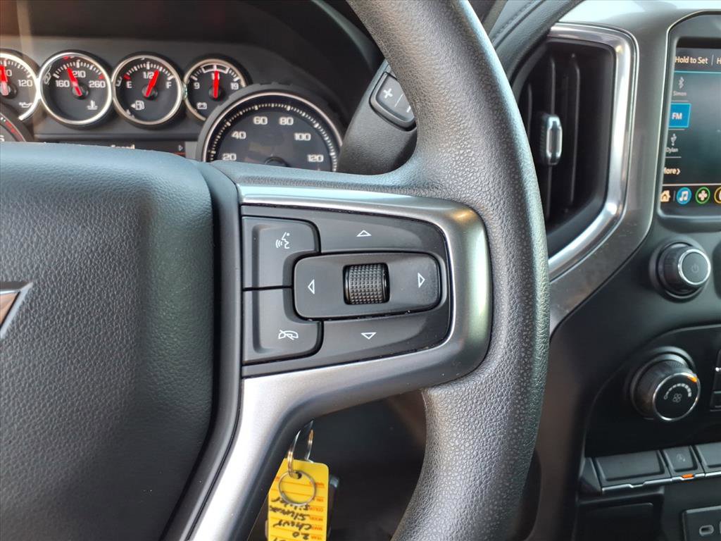 Used 2020 Chevrolet Silverado 1500 LT AWD/4WD image 15